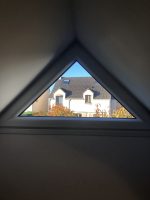 Fenêtre triangulaire  | Agence de Chelles