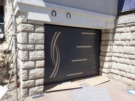 Porte de garage basculante MOOS | Agence de Coulommiers